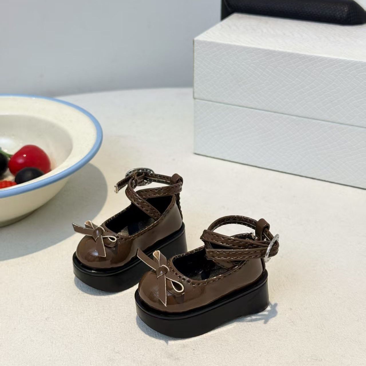 أحذية دمى بنية اللون برباط مسط - مراجعة Vintage Collectible Shoes وسعره