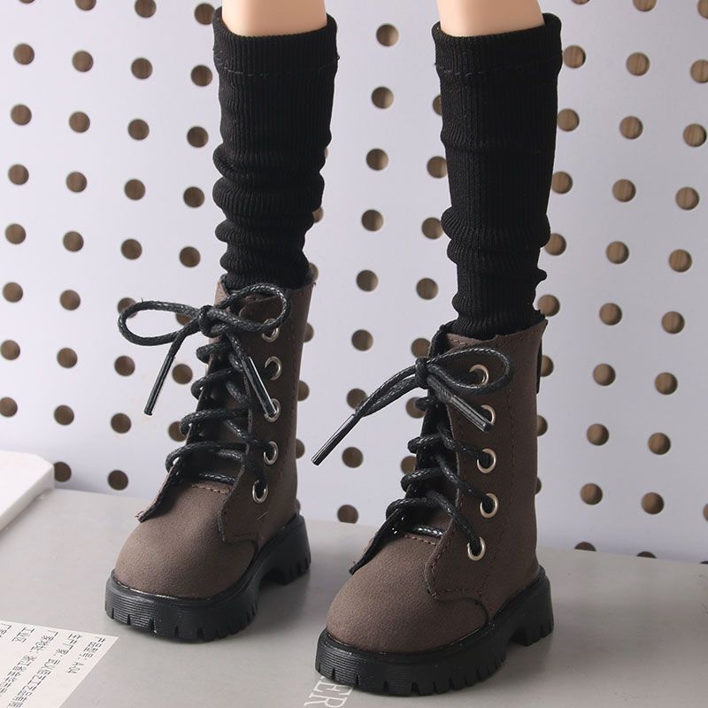 أحذية قتالية عتيقة من جلد الجم - مراجعة Vintage Collectible Shoes وسعره