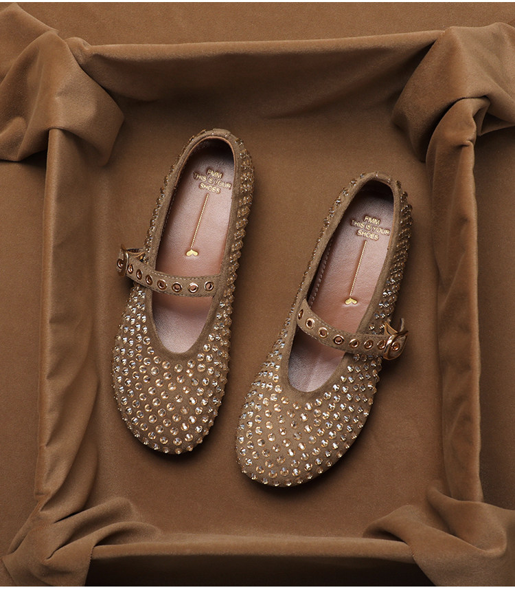 أحذية ماري جين الكلاسيكية من S - مراجعة Vintage Collectible Shoes وسعره